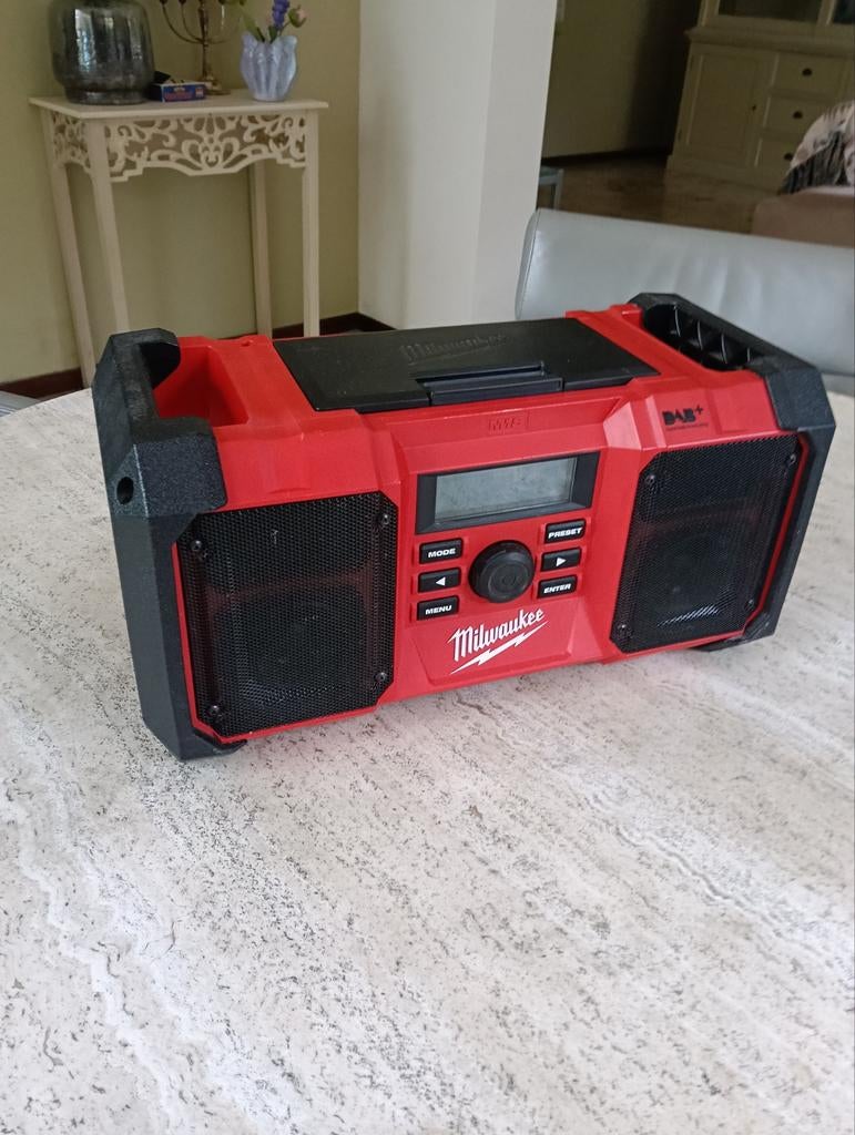 Milwaukee Bouwradio M18 JSRDAB+ - Robuust en Krachtig, Ophalen, Gebruikt, Bouwradio