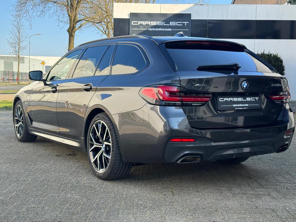 BMW 5 Serie Touring 530e xDrive High Executive – M Sport, 1998 cc, 1935 kg, Gebruikt, Zwart