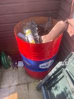 oud yzer van alles wat accutjes ton  met inhoud, Ophalen, Zo goed als nieuw