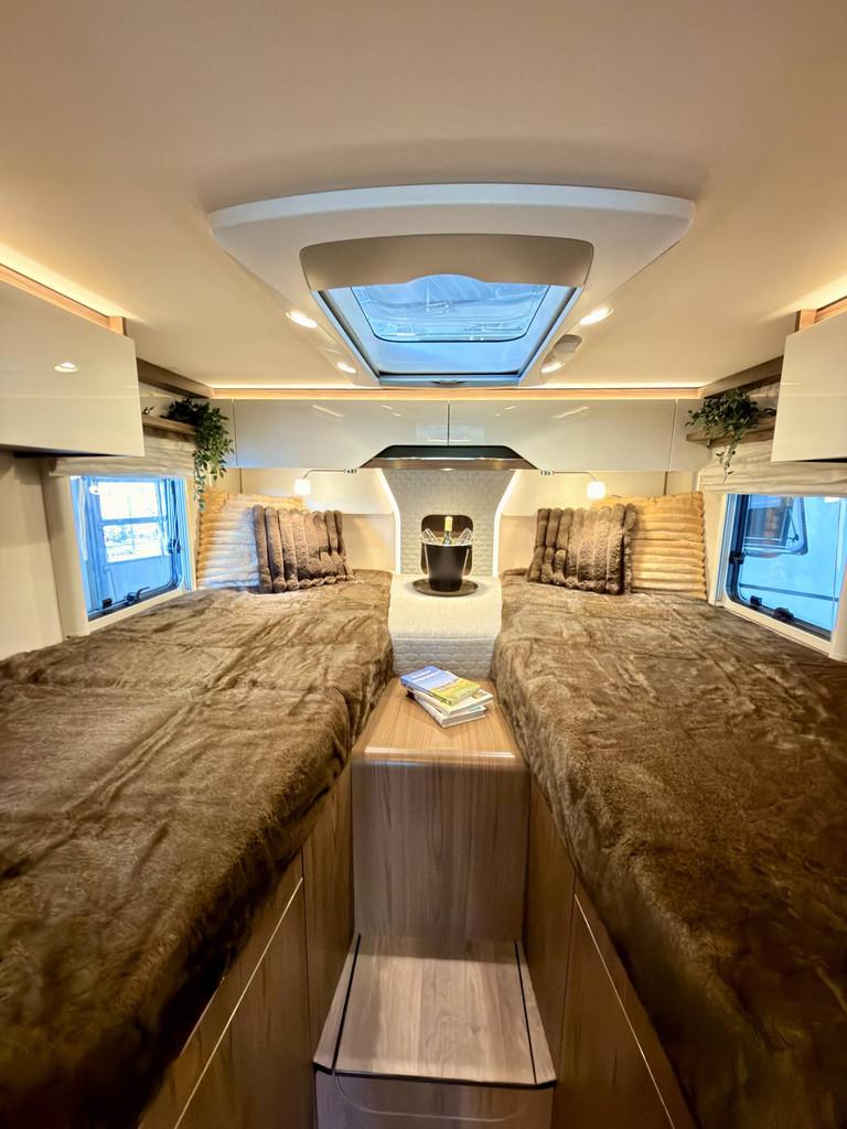 Hymer B780 Mercedes Zonder Hefbed ! Starlink Wifi Levelsyste, Caravans en Kamperen, Campers, Info@trmbv.nl, 7 tot 8 meter, Bedrijf