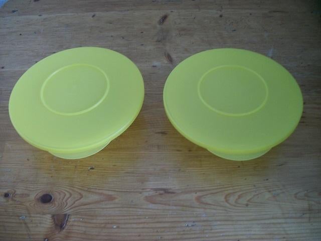 2 Tupperware Schaaltjes ( geel, 400 ml ), Ophalen of Verzenden, Gebruikt, Geel, Schaal