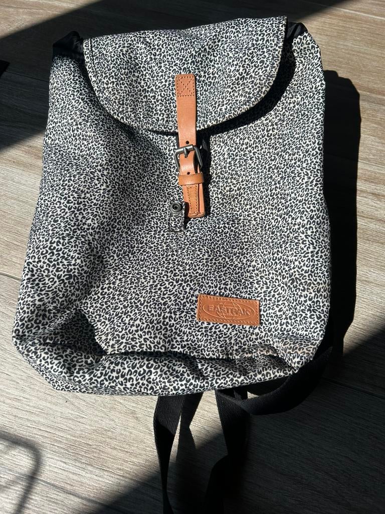 Eastpak rugtas, Sieraden, Tassen en Uiterlijk, Tassen | Rugtassen, Ophalen of Verzenden, Nieuw, Eastpak, 30 tot 45 cm
