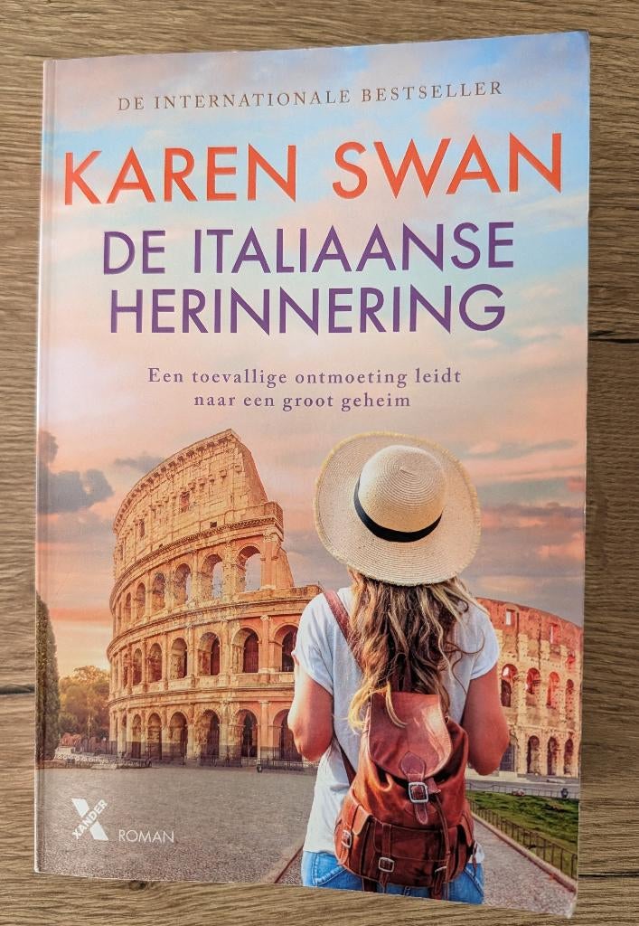 Karen Swan - De Italiaanse Herinnering, Europa overig, Karen Swan, Ophalen of Verzenden, Zo goed als nieuw