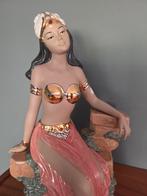 Prachtige figurine porselein Nadal, Ophalen of Verzenden, Zo goed als nieuw, Dier