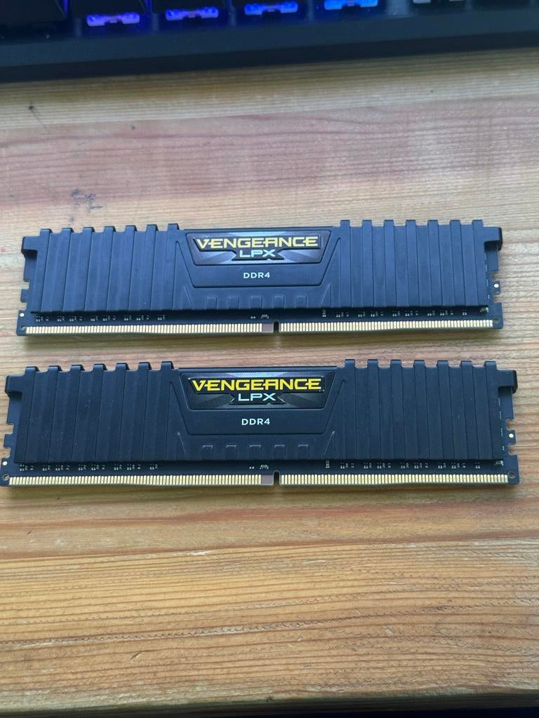 Corsair Vengeance LPX 16GB (2x8GB) DDR4 3600MHz RAM, Computers en Software, RAM geheugen, DDR4, Ophalen of Verzenden, Zo goed als nieuw