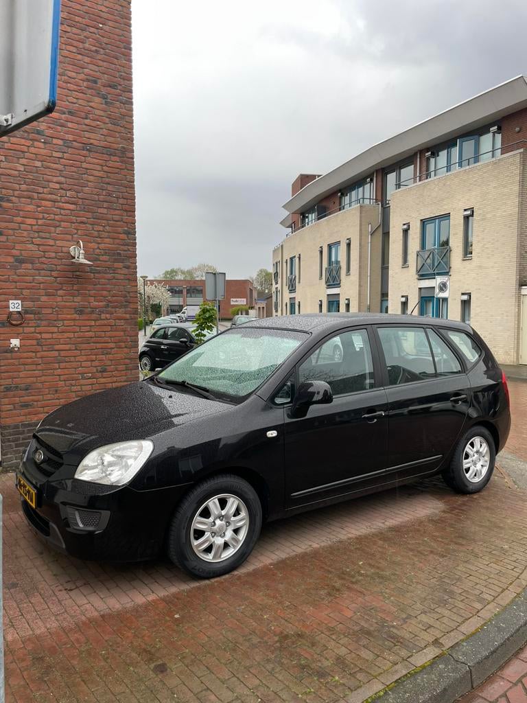 Kia Carens 2.0 Cvvt 5-ZIT 2007 Zwart, Ophalen