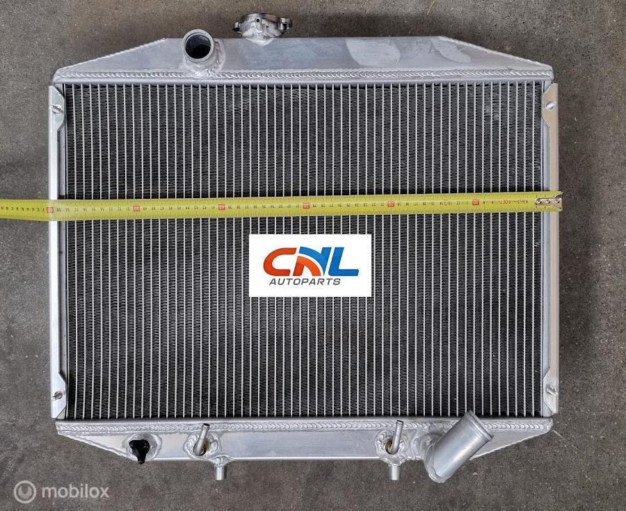 Radiateur MITSUBISHI DELICA L300 STARWAGON HYUNDAI H100, Nieuw, Ophalen of Verzenden