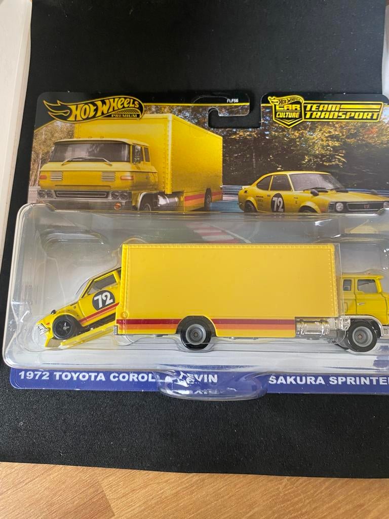 Hot wheels team transport toyota corolla, Hobby en Vrije tijd, Modelauto's | Overige schalen, Mattel, Mattel, Nieuw, Ophalen of Verzenden