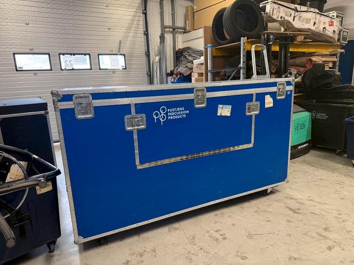 Zeer grote en lange flightcase, Muziek en Instrumenten, Behuizingen en Koffers, Gebruikt, Overige instrumenten, Flightcase, Ophalen