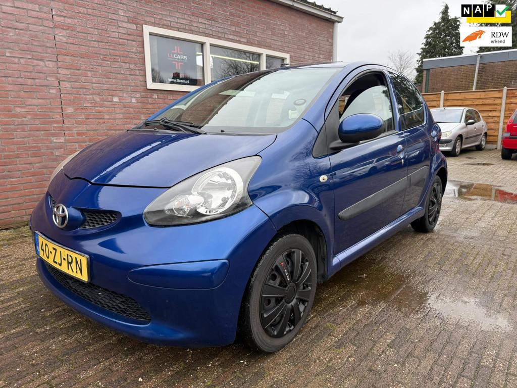 Toyota Aygo 1.0-12V + APK 3-3-2027 cd aux 5 drs elektrisch p, Auto's, Voorwielaandrijving, Gebruikt, 68 pk, Origineel Nederlands