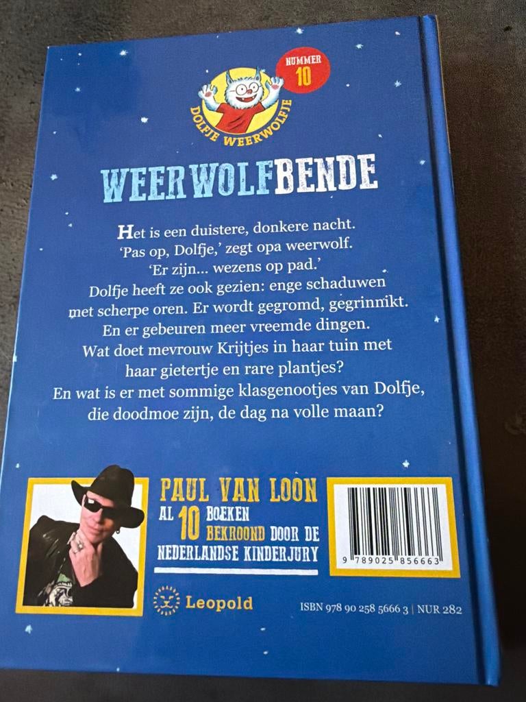Paul van Loon - Weerwolfbende (in prima staat), Ophalen of Verzenden, Zo goed als nieuw, Fictie algemeen