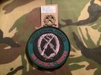 Badge en een Sniper Brevet, Verzamelen, Ophalen of Verzenden, Landmacht, Nederland, Embleem of Badge