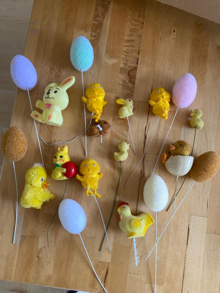 Vintage Pasen gevlokte kuikens kip konijnen ei knijppop eend, Ophalen of Verzenden, Zo goed als nieuw