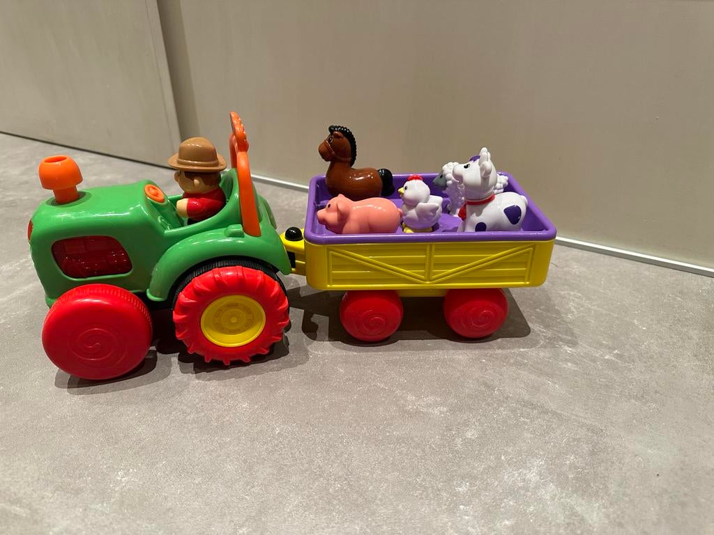Tractor met aanhangwagen en boerderijdieren, Kinderen en Baby's, Speelgoed | Speelgoedvoertuigen, Ophalen of Verzenden, Gebruikt
