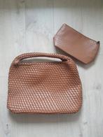 BOTTEGA VENETA GEÏNSPIREERDE DAMESTAS, Ophalen of Verzenden, Nieuw, Bruin