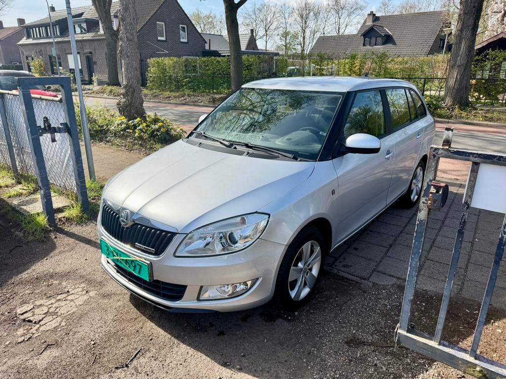 Skoda Fabia 1.2 TDI 55KW Combi 2013 Blauw, Auto's, Skoda, Voorwielaandrijving, Euro 5, 450 kg, 1199 cc