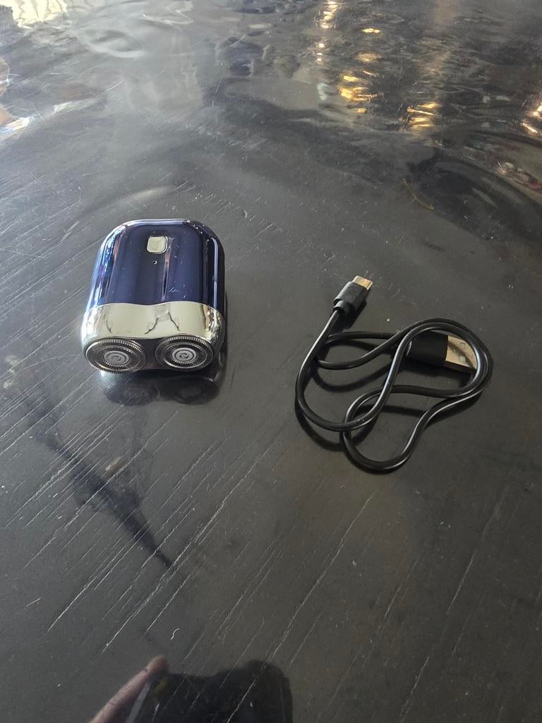 Kleine 2-kops scheerapparaat – nieuw, Ophalen of Verzenden, Nieuw, Scheren en Epileren