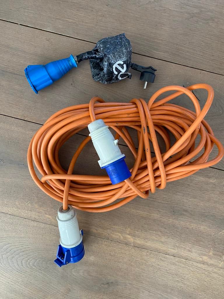 CEE kabel camper caravan 20 m, Caravans en Kamperen, Ophalen of Verzenden, Zo goed als nieuw