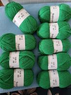 groene bollen supersoft garen, Hobby en Vrije tijd, Breien en Haken, Ophalen of Verzenden, Nieuw, Breien, Wol of Garen