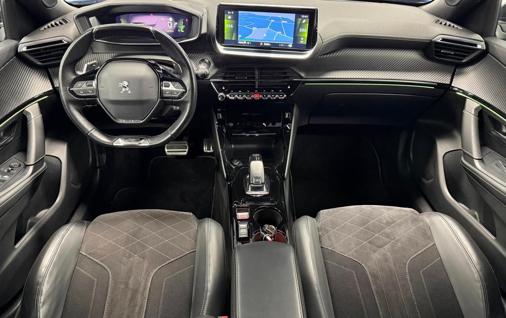 Peugeot 2008 1.2 GT-Line155PK *NweDBriem*DigiDisplay*Adaptiv, Auto's, Gebruikt, Zwart, 1199 cc, Blauw
