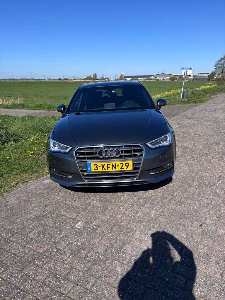 Audi A3 1.4 Tfsi 90KW Sportback S-tronic 2013 Grijs, 122 pk, Origineel Nederlands, 1395 cc, 650 kg