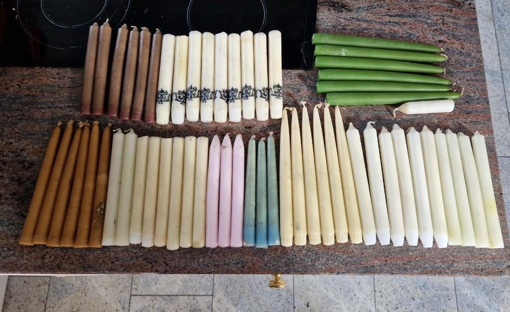 58x oude kaarsen, Overige materialen, Gebruikt, Wit, Ophalen of Verzenden