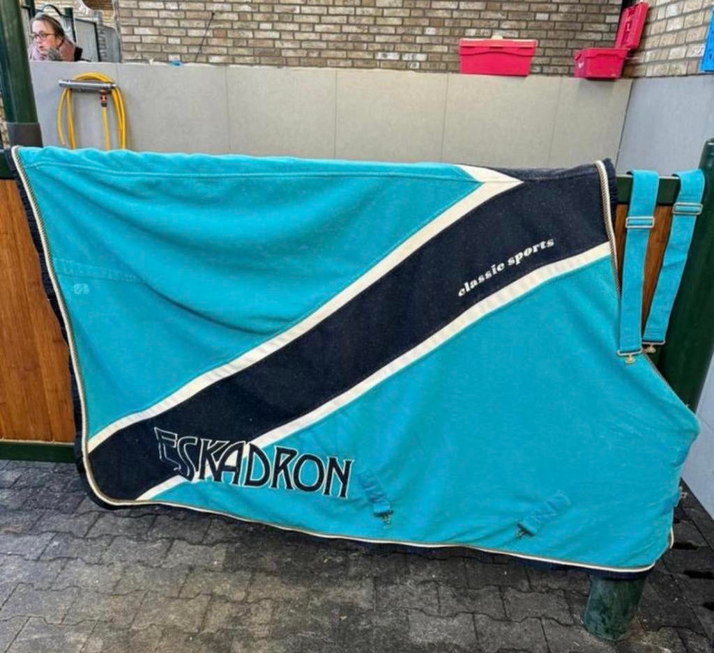Eskadron M, Ophalen of Verzenden, Zo goed als nieuw