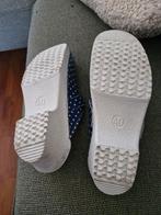 Medische klompen blauw met witte stippen, Ophalen