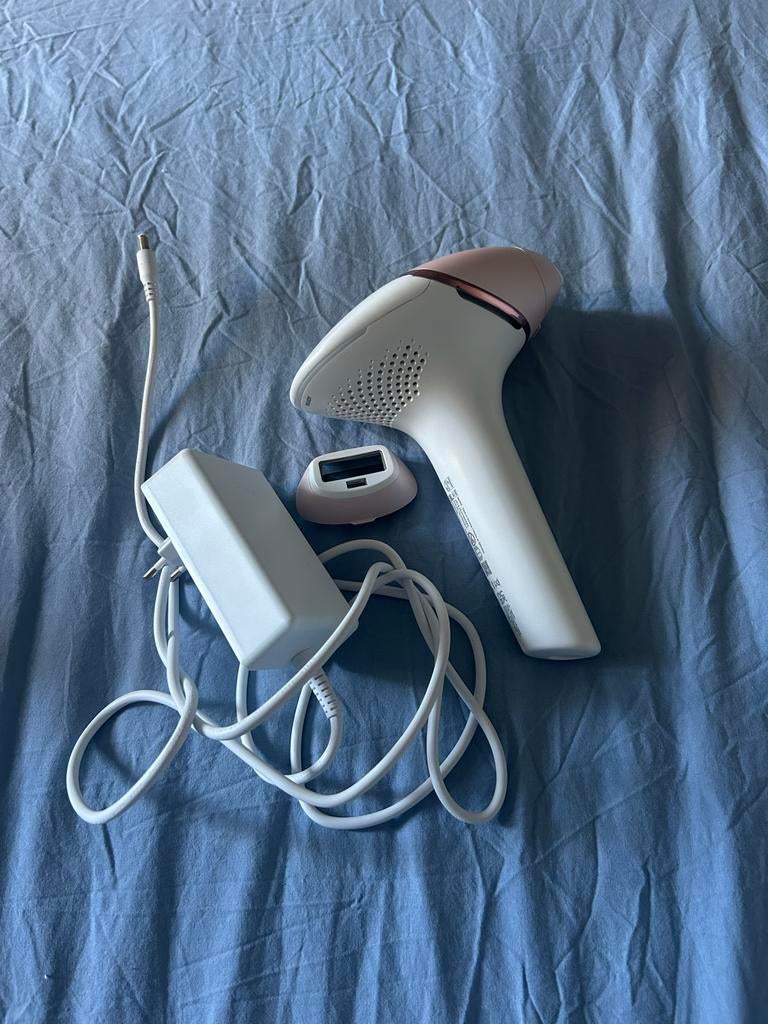 Philips Lumea 9900 IPL ontharingsapparaat, Witgoed en Apparatuur, Persoonlijke-verzorgingsapparatuur, Ophalen of Verzenden, Zo goed als nieuw