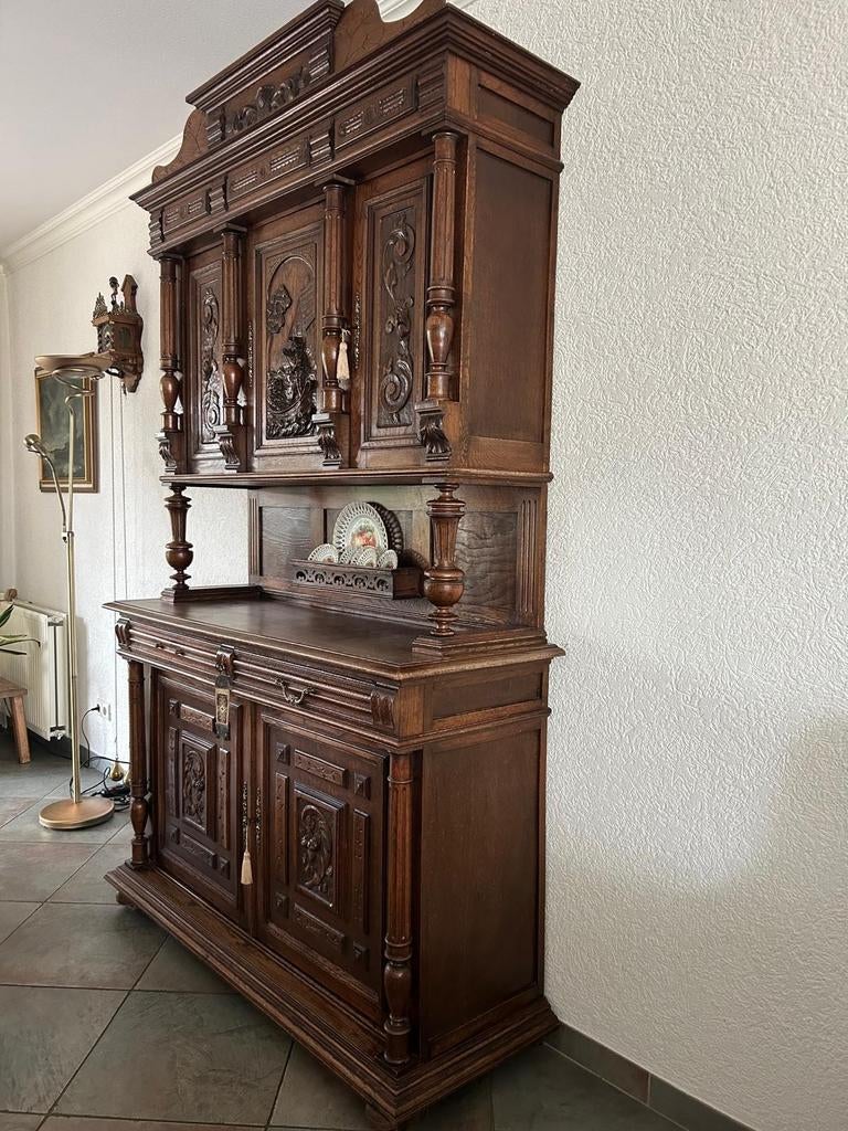Antieke Eikenhouten Buffetkast - 235 cm hoog, Huis en Inrichting, Ophalen