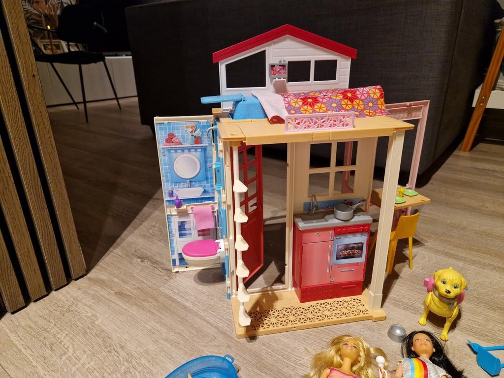 Barbie huis inklapbaar, Ophalen, Zo goed als nieuw, Poppenhuis