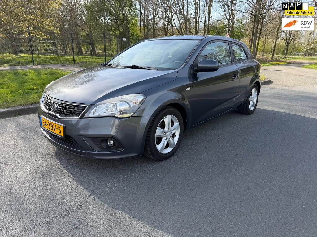 Kia Pro_cee'd 1.4 CVVT Navigator Plus Pack, Auto's, Kia, Bedrijf, Te koop, (Pro) Cee d, ABS, Achteruitrijcamera, Airbags, Airconditioning