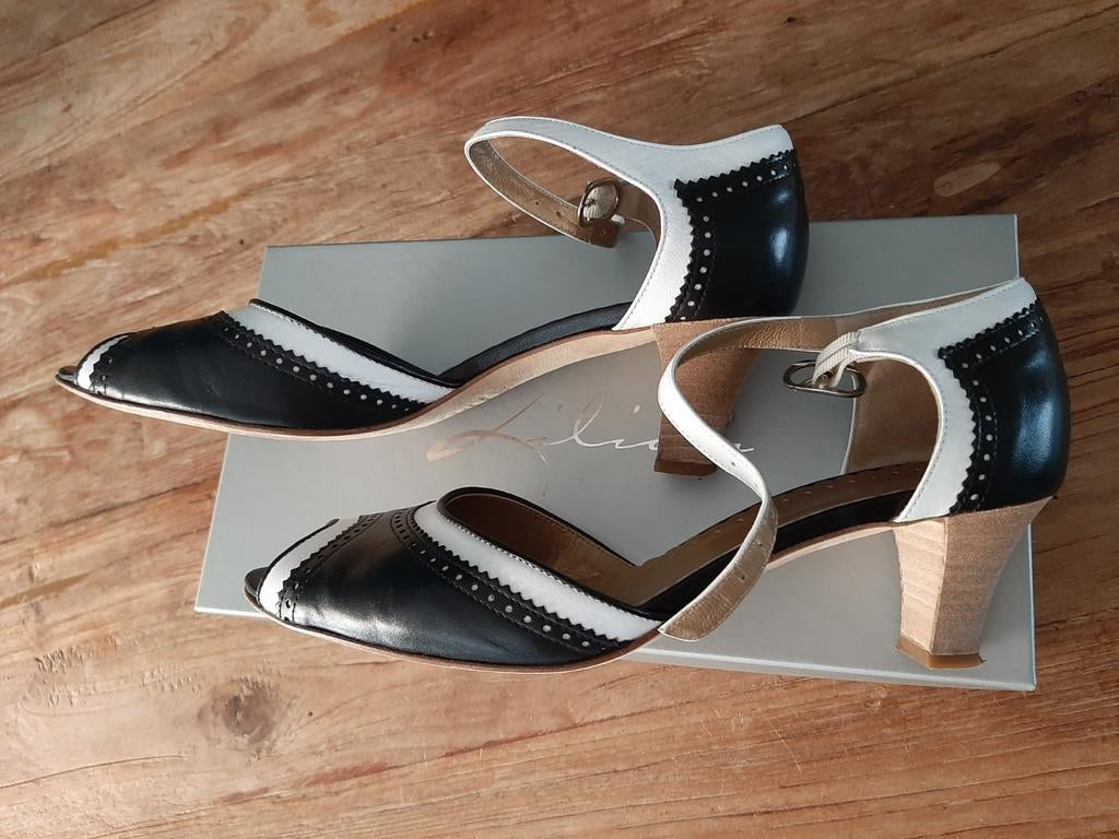 Lilian hak schoenen zwart/wit, mt. 40,5/41- z.g.a.n., Lilian, Zwart, Ophalen of Verzenden, Zo goed als nieuw