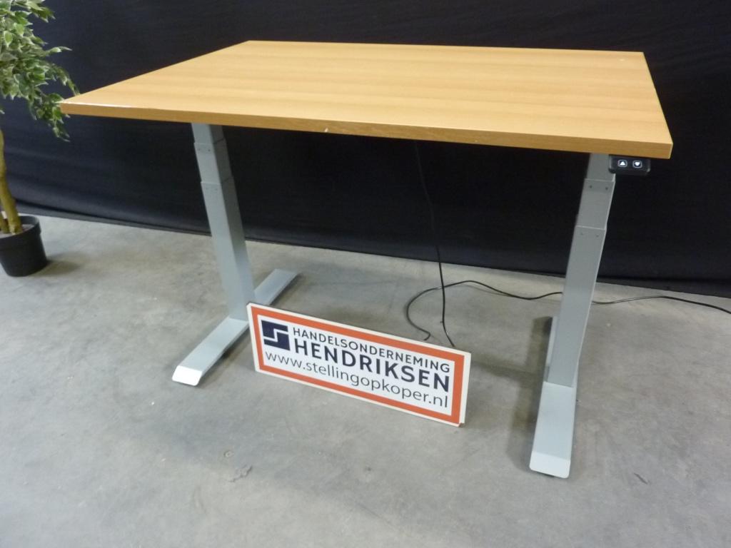 Gebruikt sta bureau / stabureau / zit-sta bureau 120x80cm, Zit-sta bureau, Gebruikt, 120 cm, Bruin