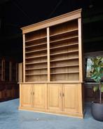 Hoge antieke eikenhouten boekenkast | Kloosterkast #2373, Ophalen of Verzenden