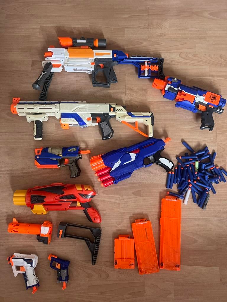Grote set Nerf geweren en pijltjes, Ophalen, Gebruikt