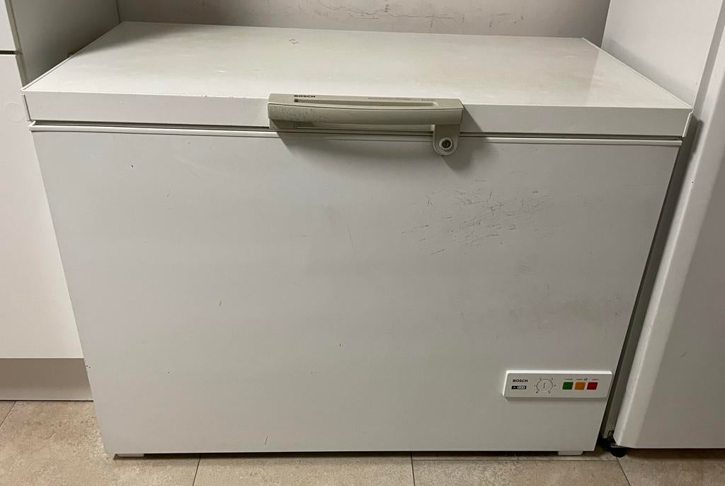 Vriezer / vrieskist, Ophalen, Vrieskist, Minder dan 60 cm, Zo goed als nieuw