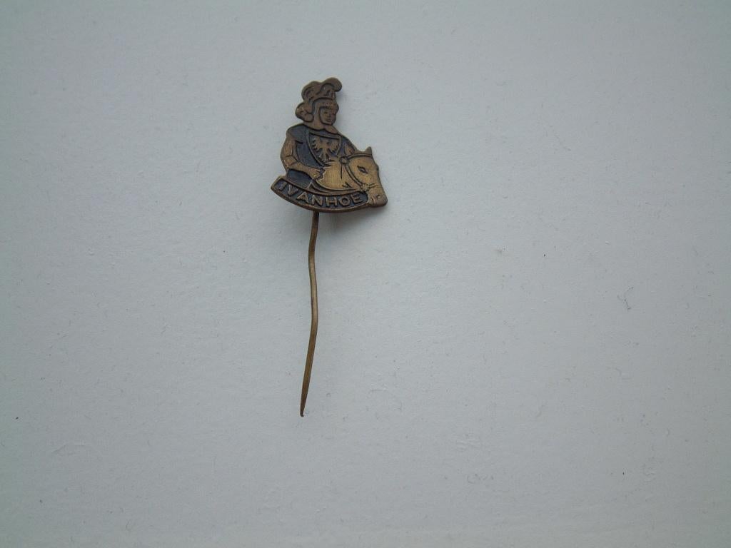 oud speldje Ivanhoe, Verzamelen, Ophalen of Verzenden, Gebruikt, Overige onderwerpen, Speldje of Pin