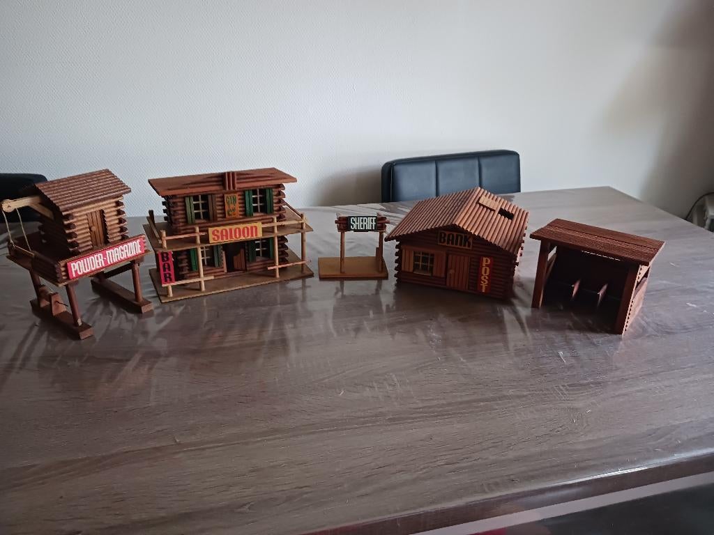 Vintage Westernhuisjes Hausser en Oehme, Antiek en Kunst, Antiek | Speelgoed, Ophalen of Verzenden