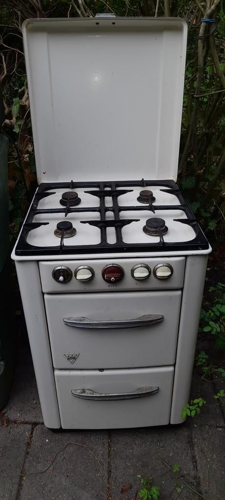 Ataq gasfornuis met gasoven, Ophalen, Gebruikt, Minder dan 85 cm, 4 kookzones