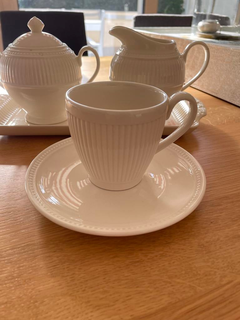 Windsor Wedgewood  kop en schotel 12x, suiker en melk setj, Huis en Inrichting, Keuken | Servies, Ophalen, Gebruikt, Wedgwood
