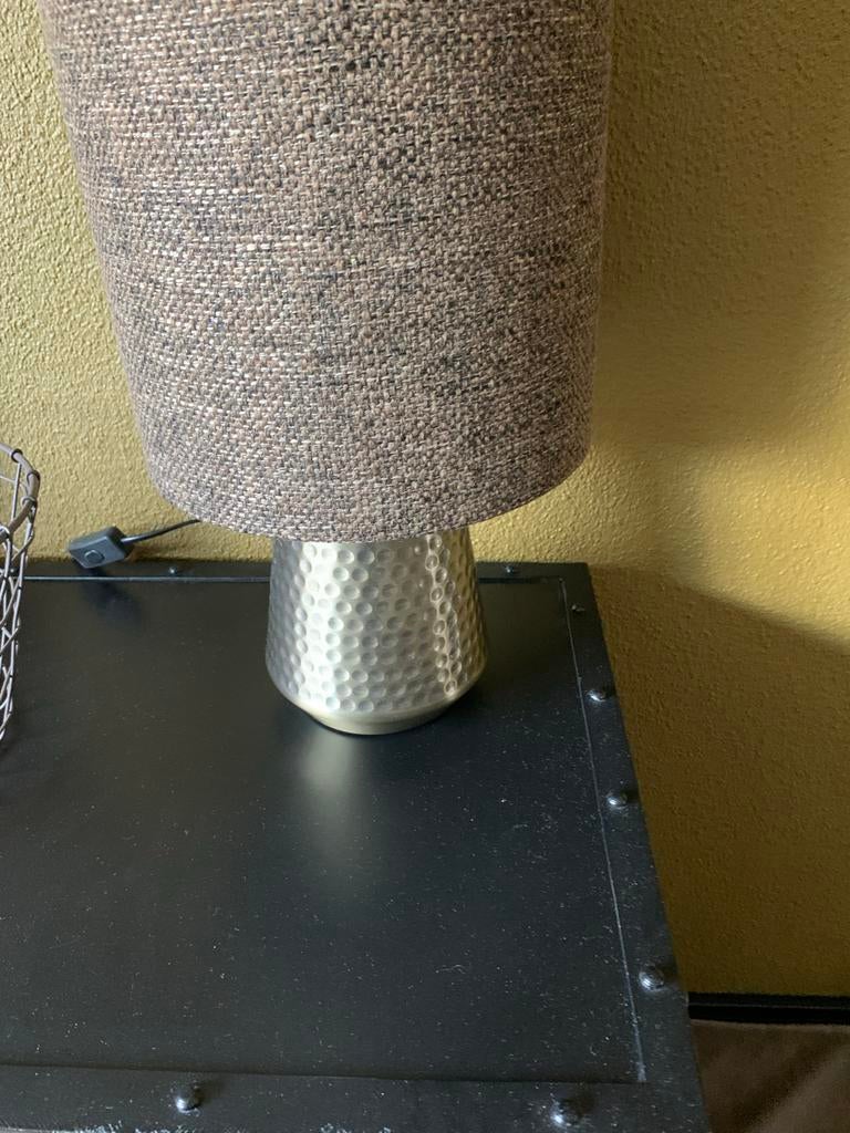Twee goudkleurige lampvoeten van Xenos, Gebruikt, Minder dan 30 watt, Overige typen, E27 (groot)