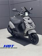 Piaggio Zip 2024 E5 | Full Optie | Nardo grey | 2099KM |Brom, Maximaal 45 km/u, Zip, Ophalen of Verzenden, Zo goed als nieuw