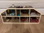 Lundby Stockholm Poppenhuis Jaren '70 met Meubels en Licht, Ophalen of Verzenden, Gebruikt, Poppenhuis