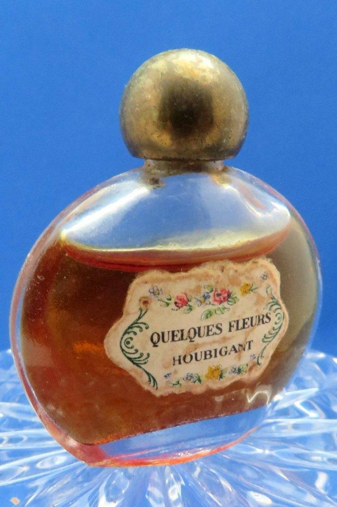 Mini - HOUBIGANT - Quelques Fleurs - 5ml - p - 4,1cm, Ophalen of Verzenden, Gebruikt, Miniatuur, Gevuld