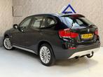 BMW X1 SDrive18i Executive / NAP / Nette Auto / Panorama / T, Auto's, Euro 5, Achterwielaandrijving, 4 cilinders, 150 pk