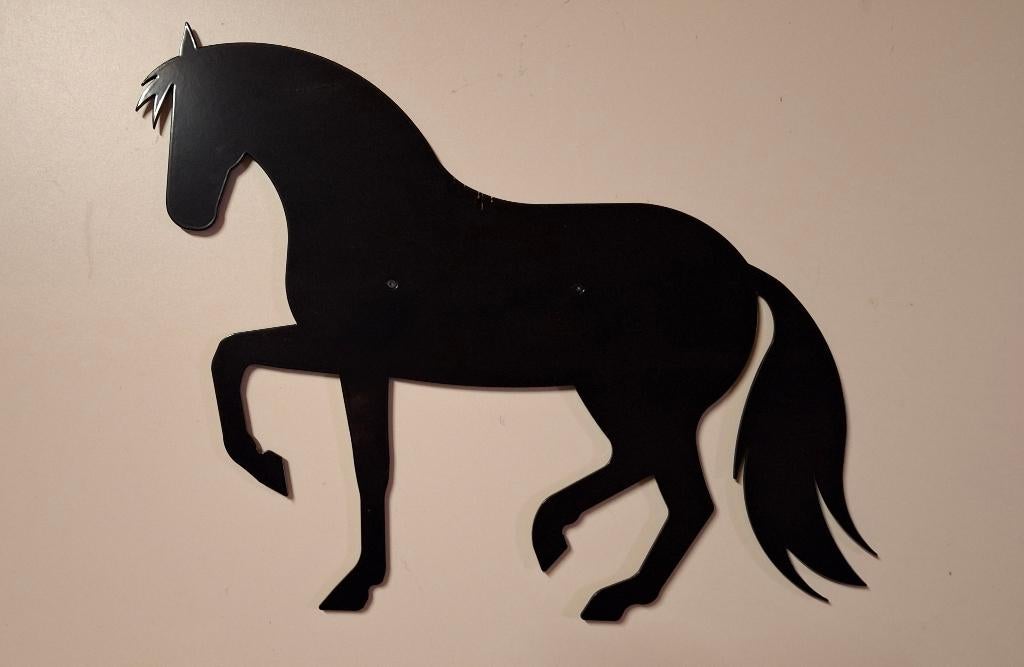 metalen paard voor aan de muur, Ophalen, Overige technieken