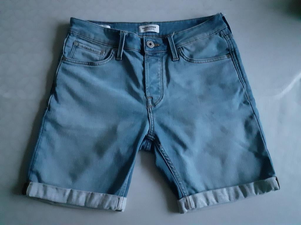 Korte broek blauw, Kleding | Heren, Broeken en Pantalons, Blauw, Ophalen of Verzenden, Zo goed als nieuw, Jack & Jones