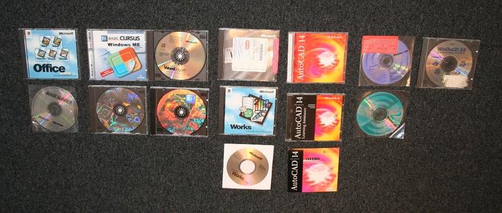 Verzameling (vintage) software en diskettes, Computers en Software, Office-software, Gebruikt, Windows, Word, Overige programma's