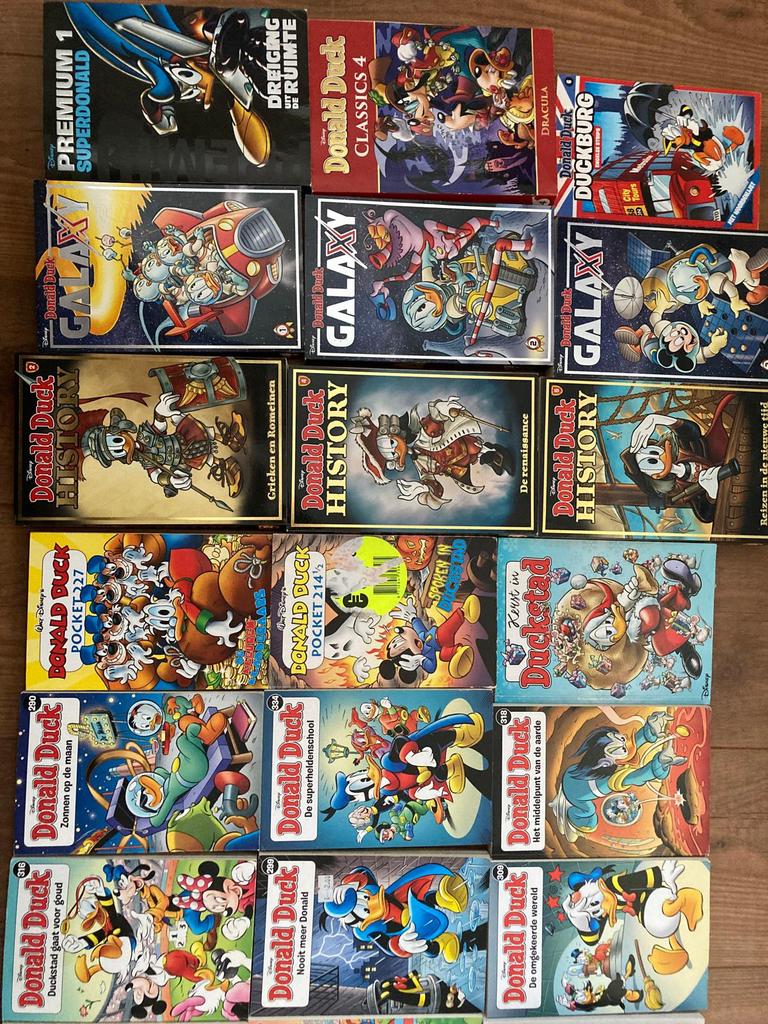 Donald duck pockets, Boeken, Meerdere comics, Ophalen of Verzenden, Zo goed als nieuw, Europa